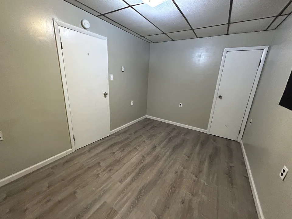 131 Wood St #103