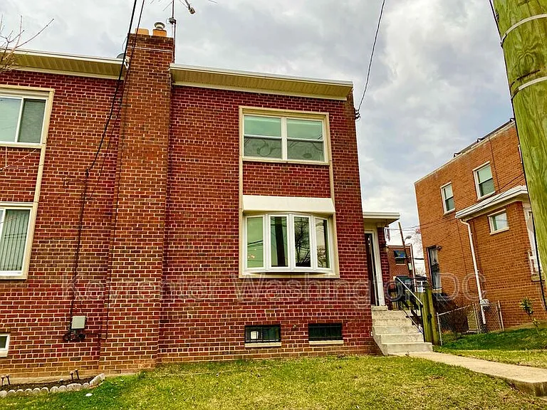 5514 Chillum Pl NE #NE — Photo 45