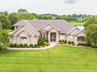 96 Twin Lakes Dr, Somerset, KY 42503