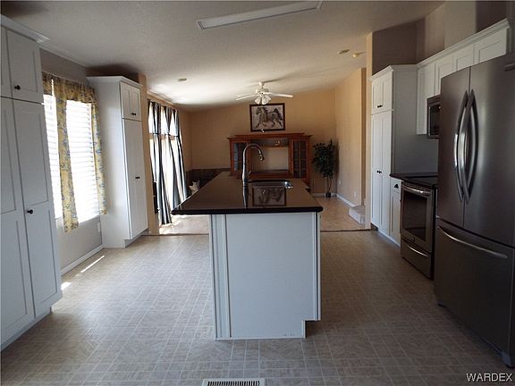 5th image of 18597 N SPUR Drive