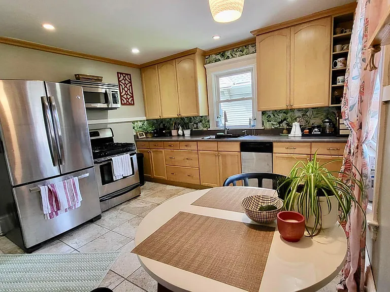 30 Beverly St — Photo 23