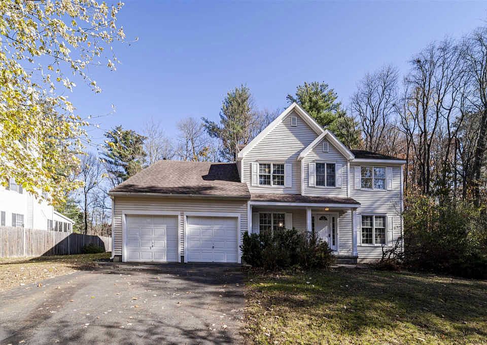 1st image of 11 Jamison Dr