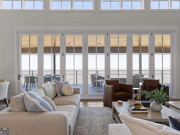 3rd image of 6565 Scenic Hwy