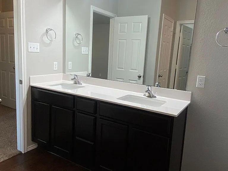 240 Bethann Dr — Photo 12
