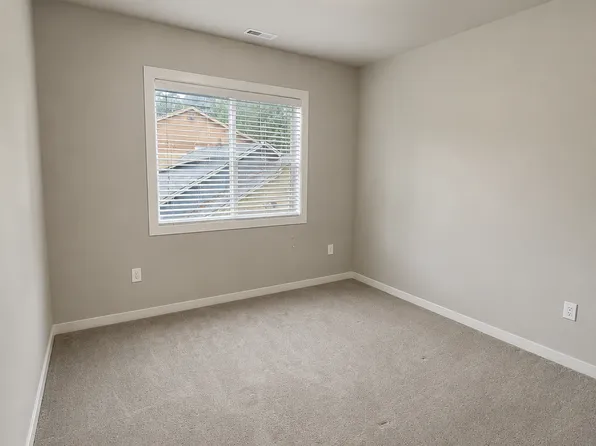 13017 56th Ave S, Tukwila, WA 98178