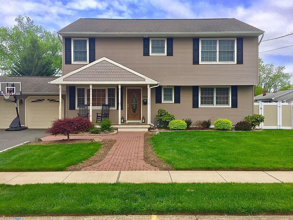 1st image of 2532 Audubon Ave