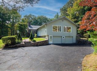 32 Hancock Rd, Weston, MA 02493