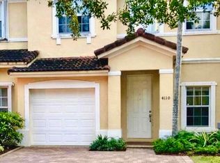 4110 NE 24th St, Homestead, FL 33033