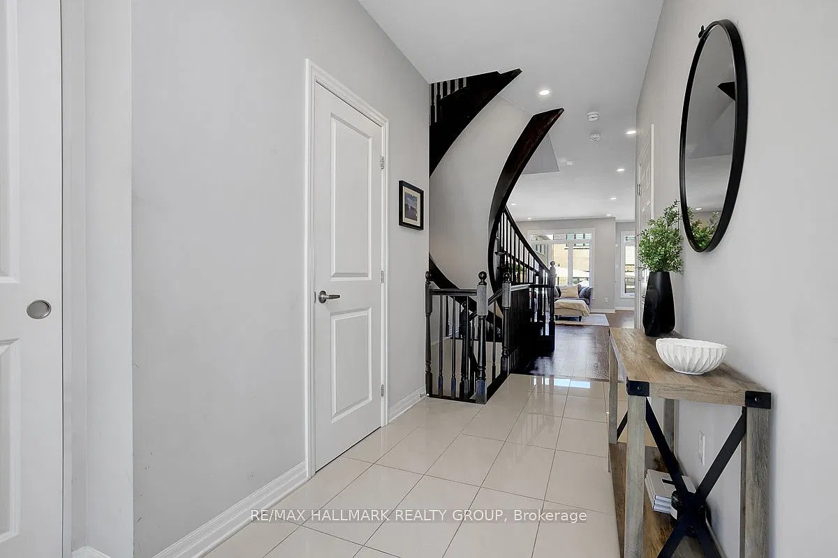 3 bed, $3,750 — Photo 2