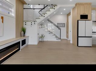 5092 Clarendon St, Vancouver, BC V5R3J5