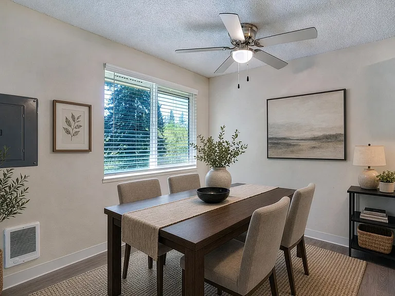 Maple Knoll Apartments — Photo 12