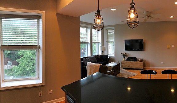5th image of 2934 W Belle Plaine Ave APT 2E