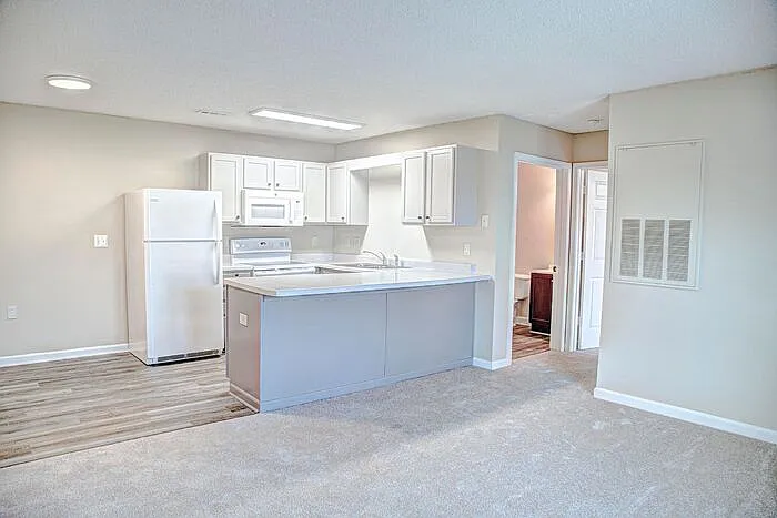 3695 Claypond Rd #D — Photo 8