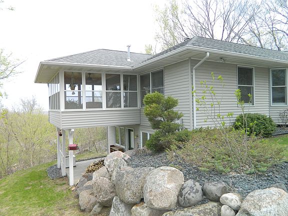 Beautiful four season porch 