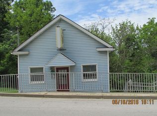 41 N Main St, Mount Olivet, KY 41064