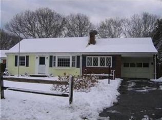37 Pinewood Rd, West Yarmouth, MA 02673