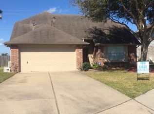 5009 E Parma Dr, Rosenberg, TX 77471
