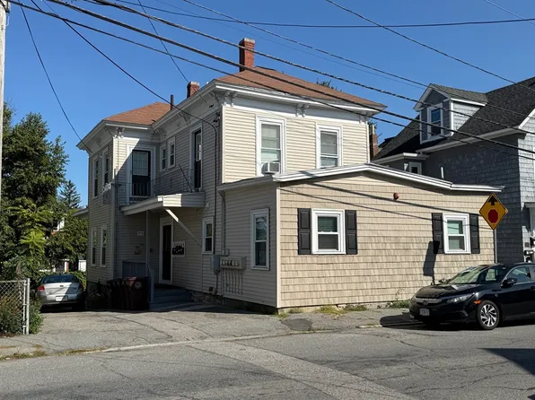 75 Bowers St, Lowell, MA 01854
