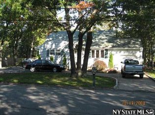 243 Floyd Rd, Shirley, NY 11967