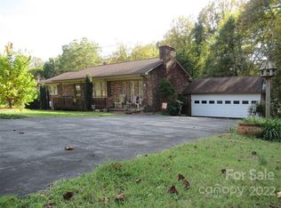 3738 Amazing Grace Rd, Lawndale, NC 28090