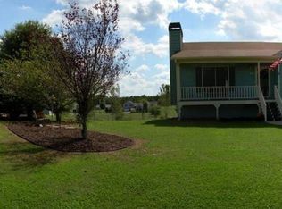 29 Fairfield Dr, Cartersville, GA 30120