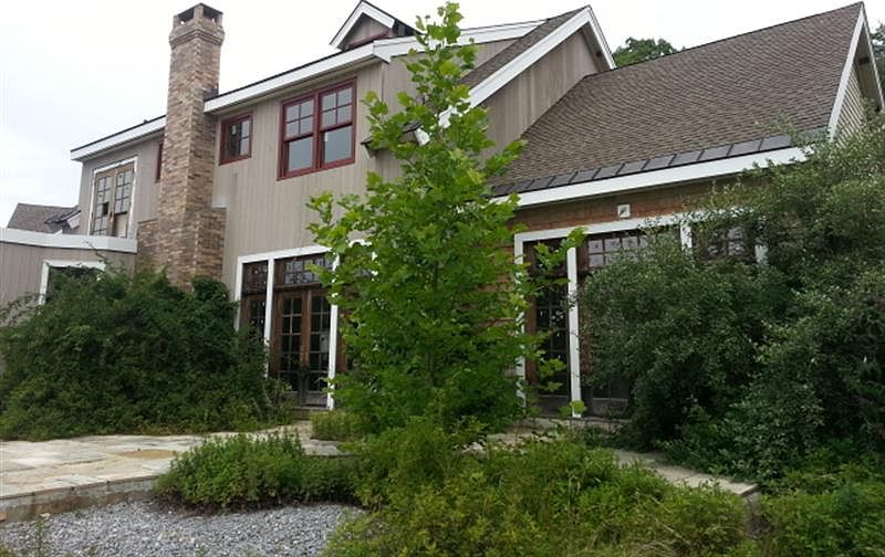 2nd image of 101 Meadow Woods Rd