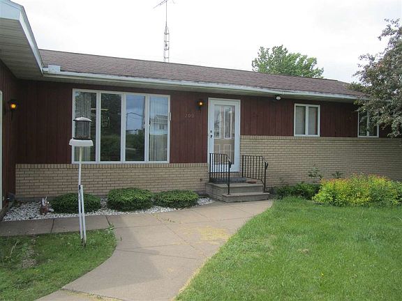 2nd image of 700 W Chesak Ave