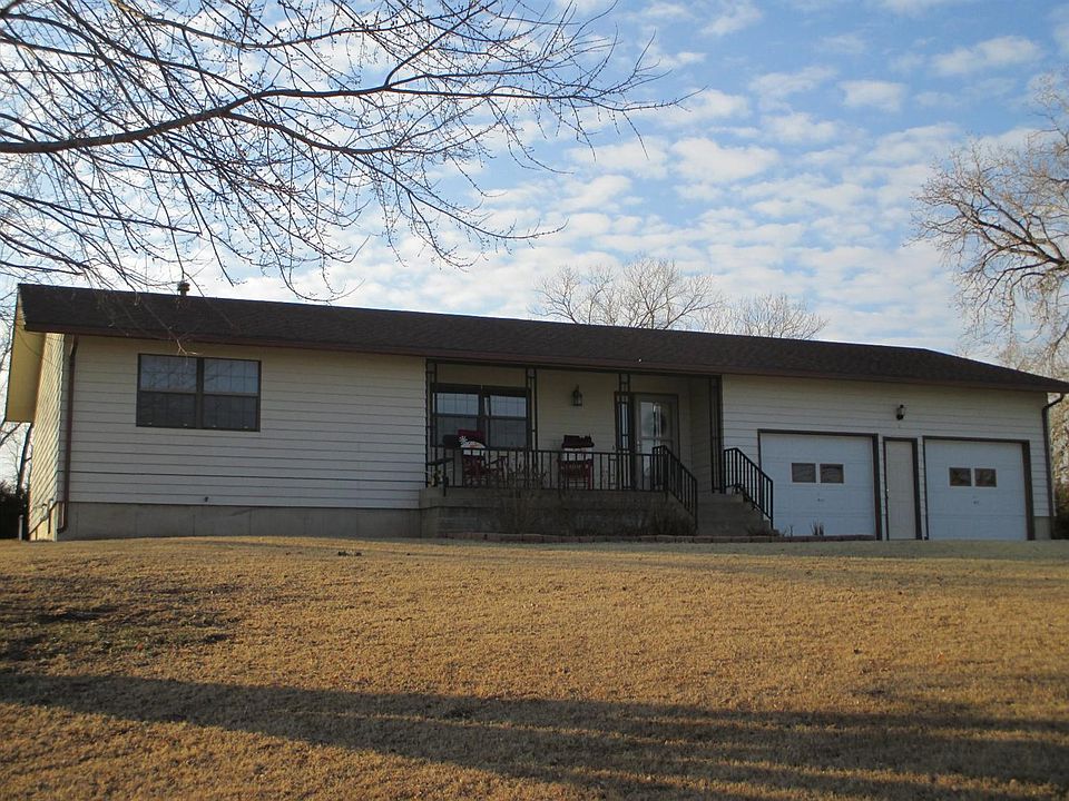 1st image of 2685 Queen Dr