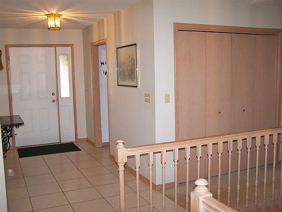 3rd image of 6110 Carriage Green Way