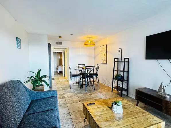 2000 S Ocean Blvd #305, Myrtle Beach, SC 29577