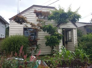 3252 Walnut Ave SW, Seattle, WA 98116