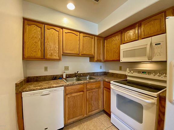 5th image of 8485 E Leigh Dr APT 2