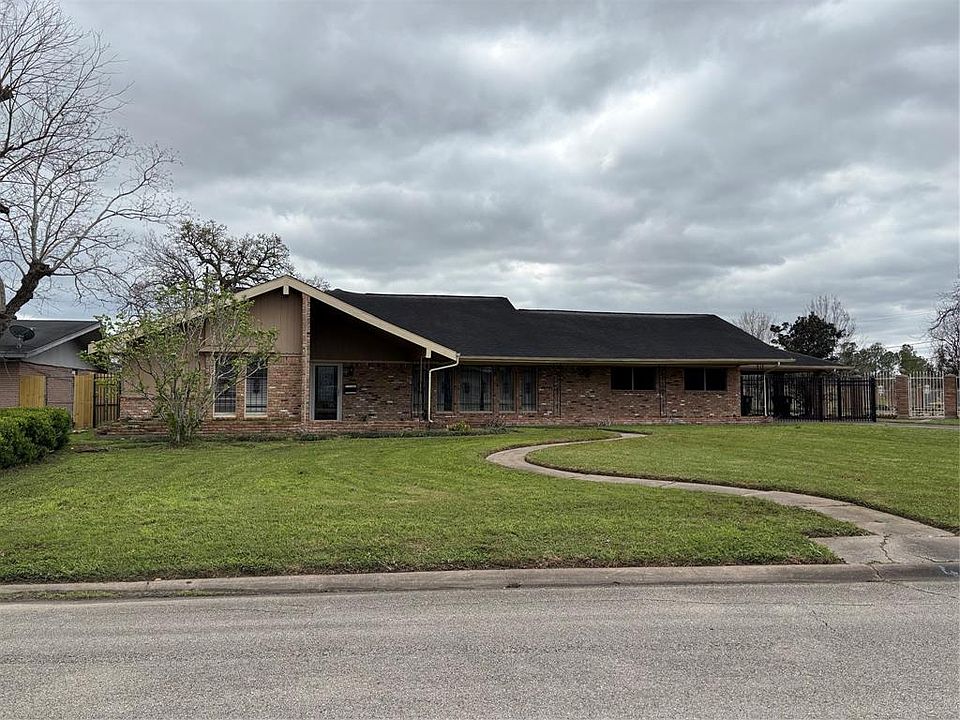 1st image of 6608 Southbrook Dr