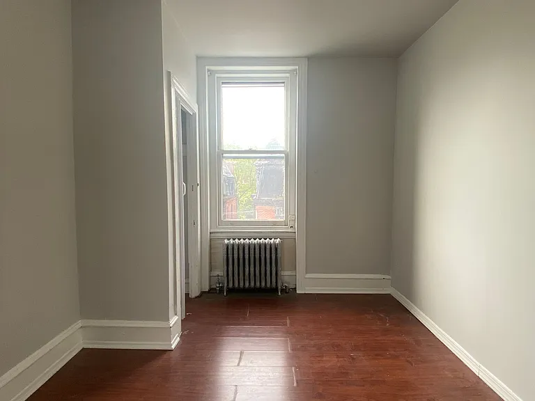 310 N 33rd St #3R — Photo 5