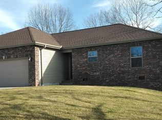 126 Raef Rd, Lebanon, MO 65536