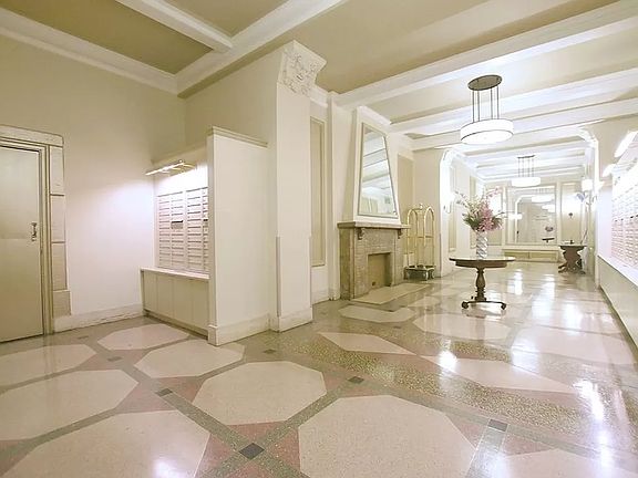 3rd image of 166 2nd Ave APT 5F