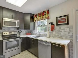 8428 Springfield Oaks Dr, Springfield, VA 22153