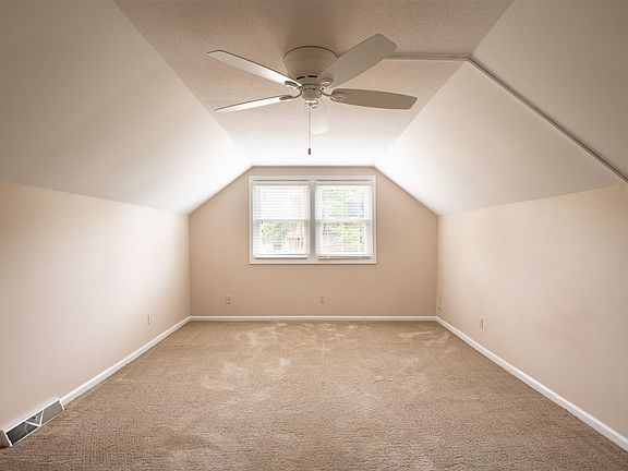 5th image of 1731 W Tiffany Ct