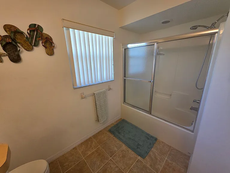 982 N Foxrun Ter — Photo 19