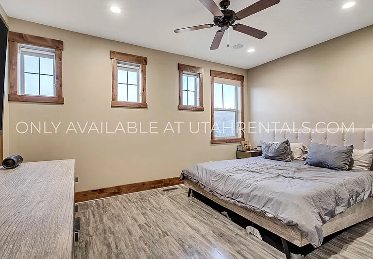 13412 N Alexis Dr — Photo 34
