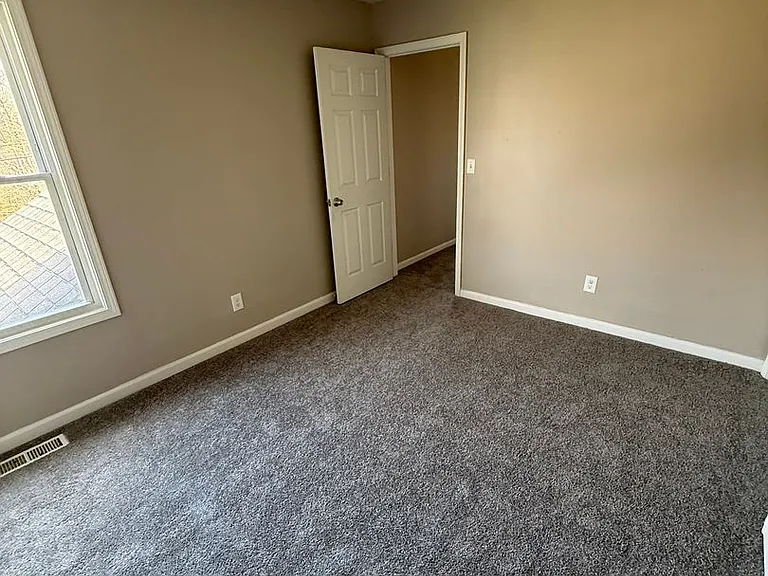 9602 Anderson Ave — Photo 13