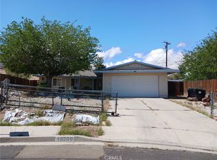 15700 Fresno Ct, Victorville, CA 92395