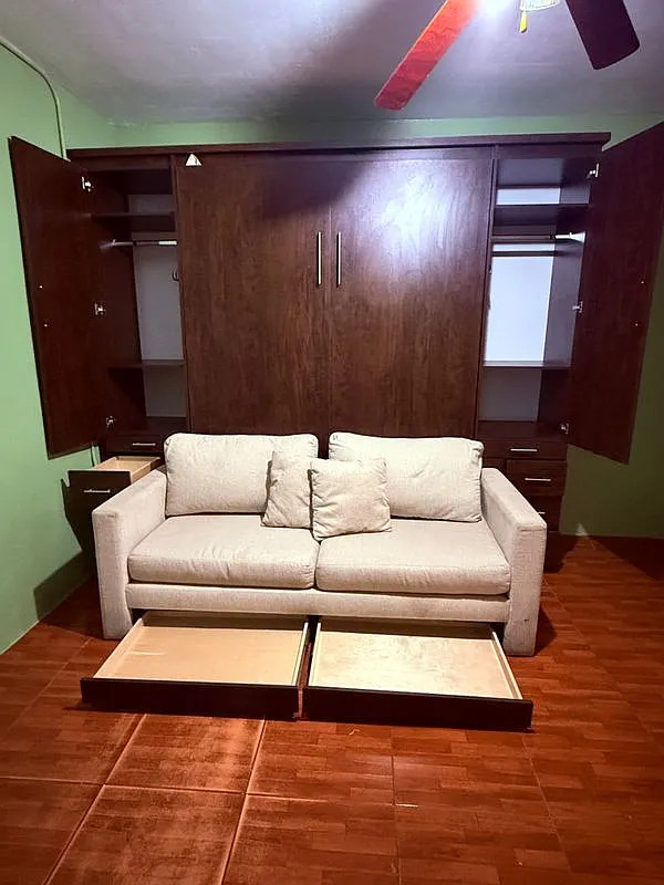 Studio, 1.0 bath, 900 sqft, $1,300 — Photo 1