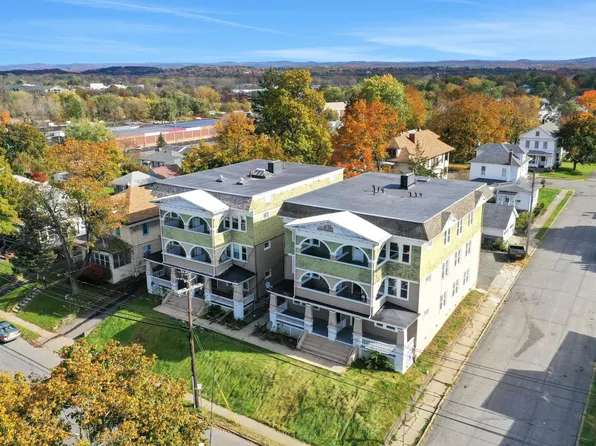 34 Fairview Ave, Hudson, NY 12534