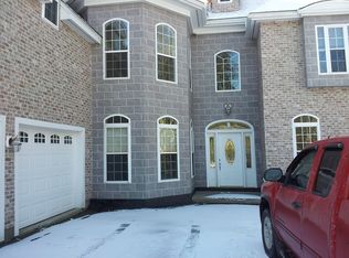 1 Millbrook Dr, Old Orchard Beach, ME 04064