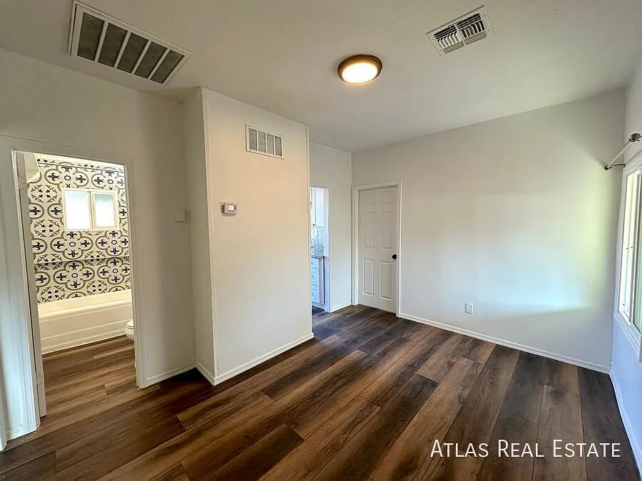 Modern North Phoenix Apartment | $775 Move-In Special — Photo 2