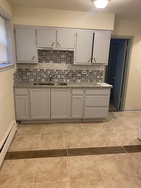 1 bed, 725 sqft, $1,400 — Photo 3