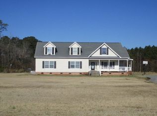 1742 Forlines Rd, Winterville, NC 28590