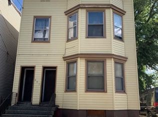 691 3rd St, Albany, NY 12206