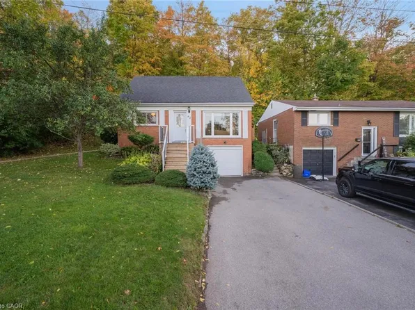 62 Brentwood Dr, Stoney Creek, ON L8G 2W8